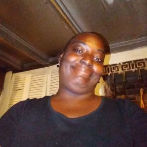 Meet your Posher, Latoya